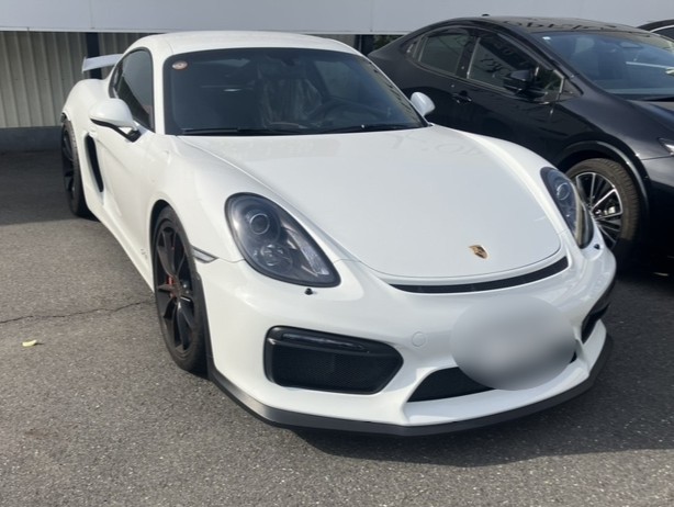 ポルシェ　981ケイマンGT4