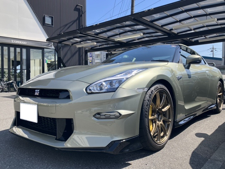 ニッサン　GT-R